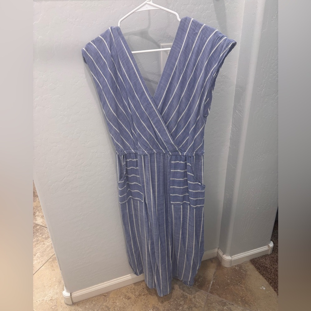 Target universal thread dress